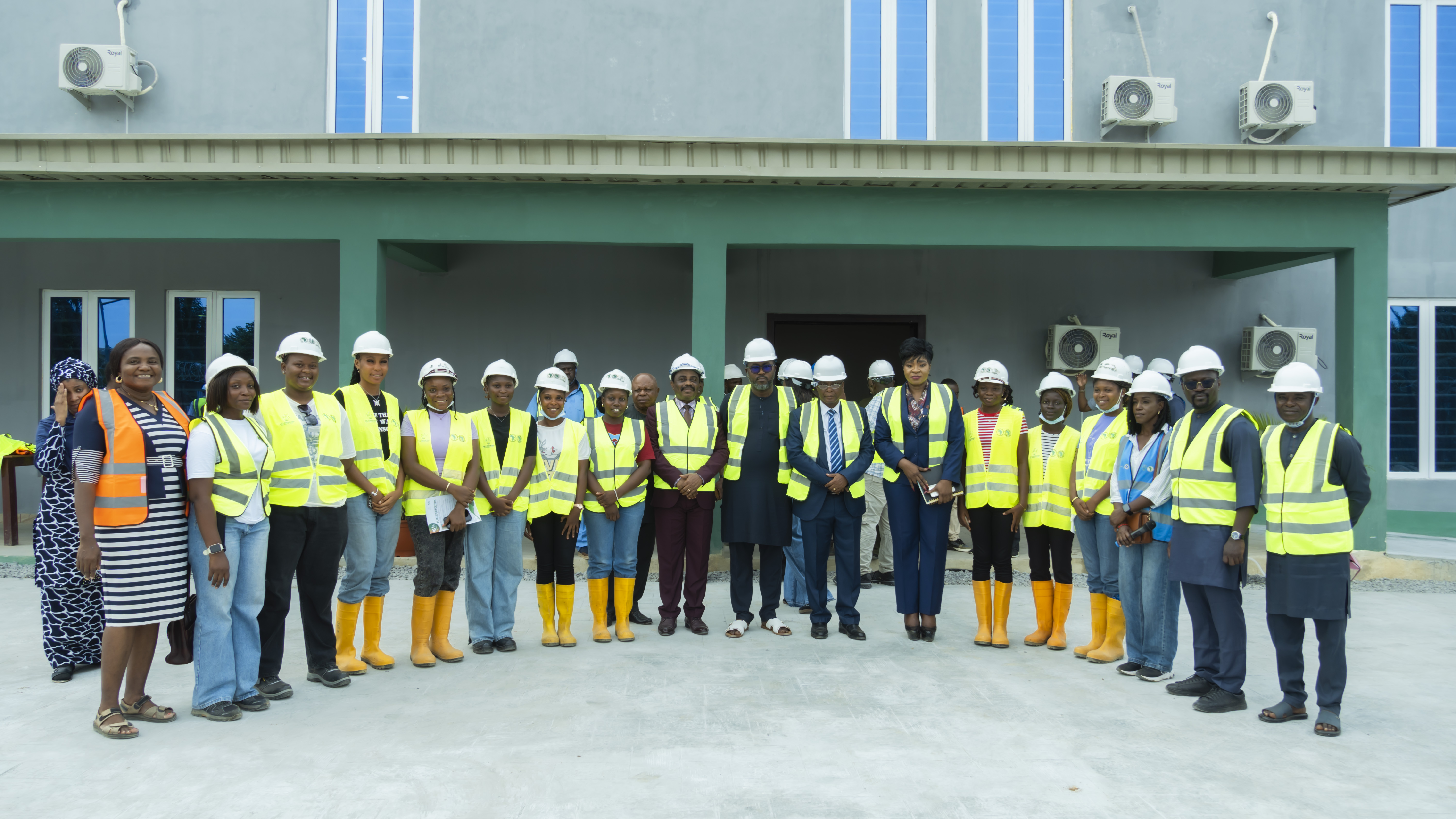 The Representative of AfDB, Ministry of Finance and REA in a joint photograph with top management of University of Portharcourt alongside female STEM students during an joint  inspection mission to 10.7 MW solar hybrid Mini grid  facility deployed, under EEP phase III