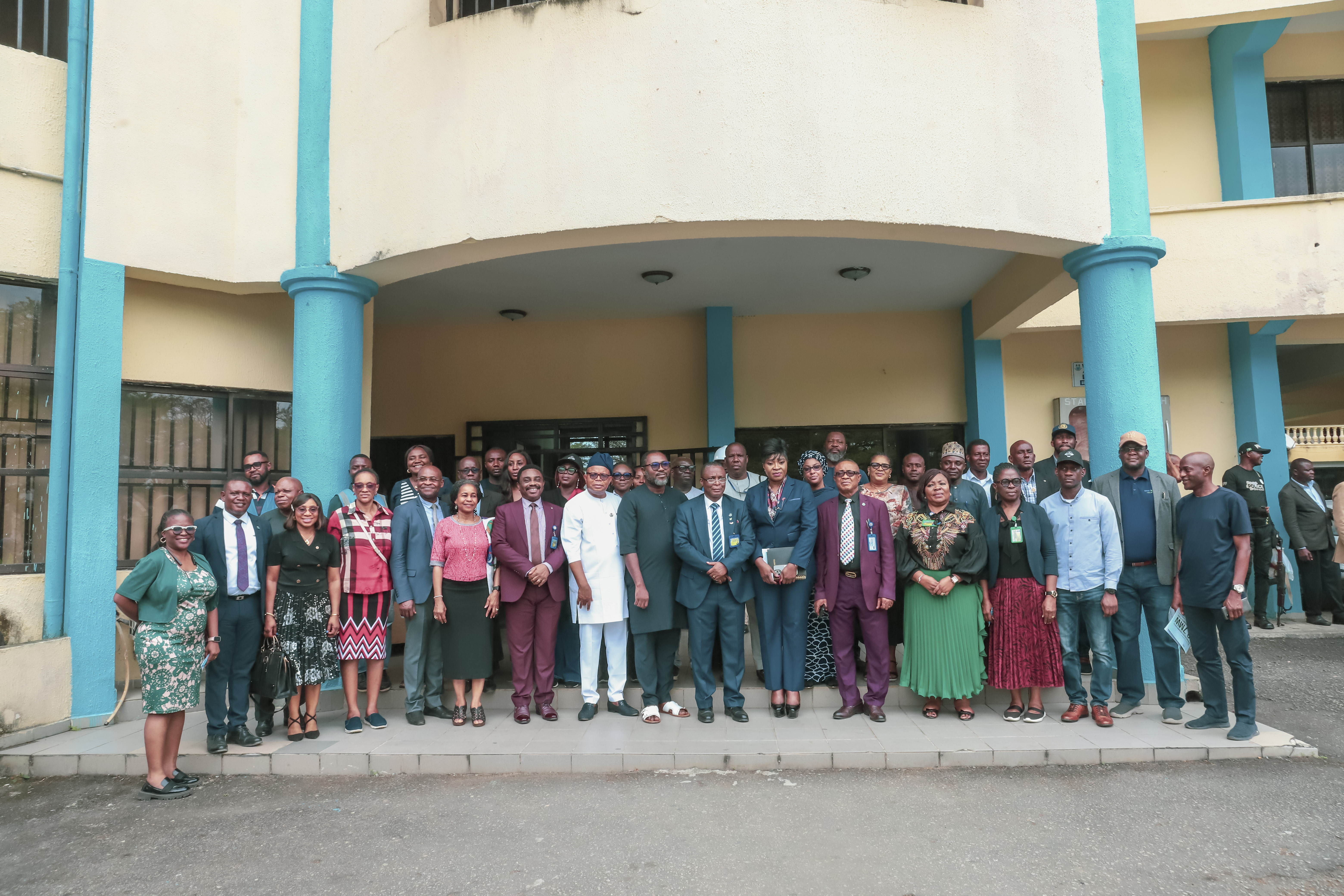 The Representatives of REA, AfDB and Ministry of Finance in a group photograph with management of University of Port harcourt after a courtesy visit during a joint inspection mission to the 10.7 MW solar hybrid plant deployed, under EEP phase III.